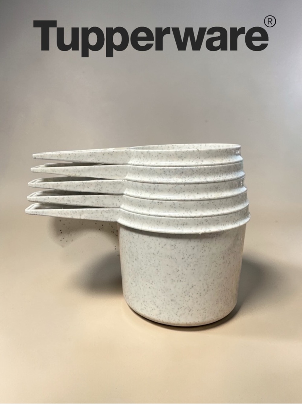 Vintage Tupperware Speckled White Measuring Cups Set